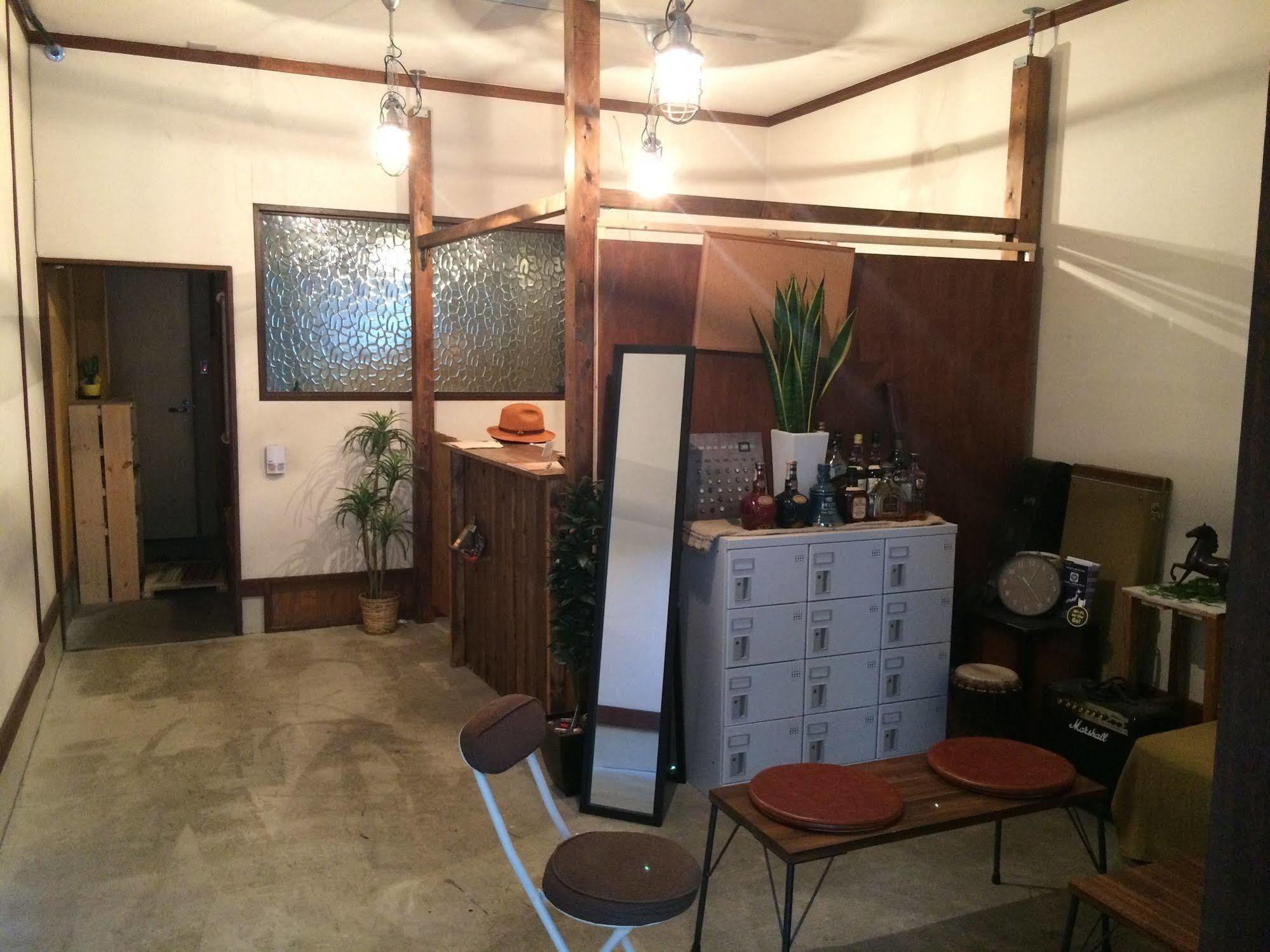 Guesthouse Sunanoshiro Осака Экстерьер фото